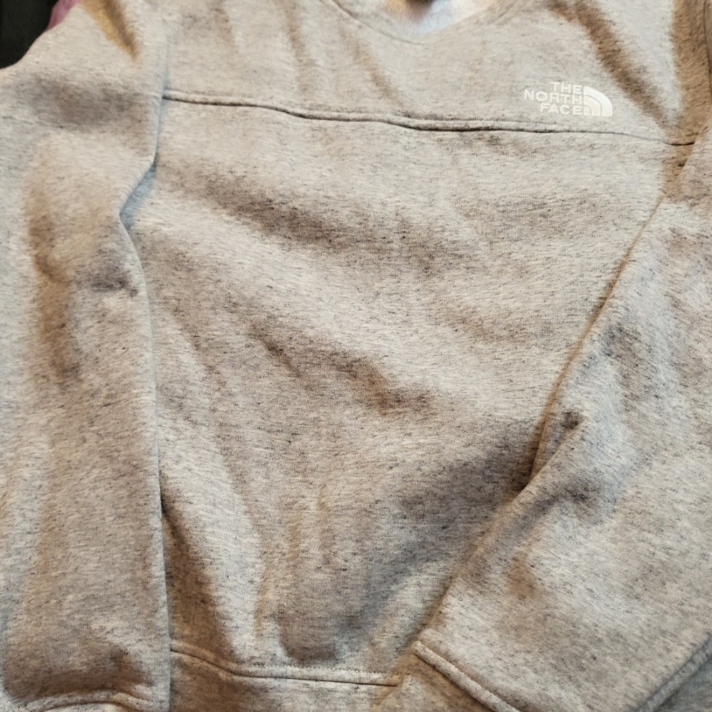 North face sweater